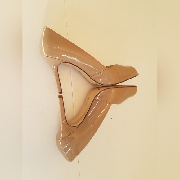 Enzo Angiolini  Faux Patent Leather Stilleto High Heels Taupe/Nude Size 8.5 - Picture 6 of 16